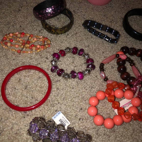 ๐ผ๐ธ HUGE BRACELETS LOT ๐น ALL BRACELETS ๐ธ๐ผ - Picture 3 of 8